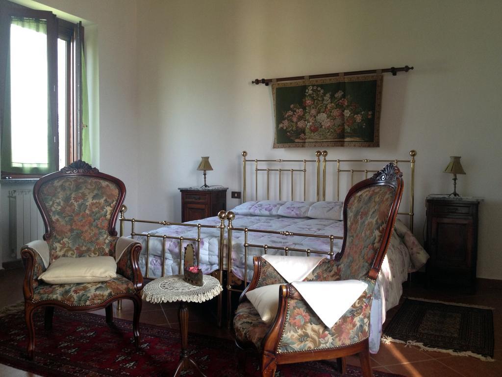 Bed And Breakfast Azienda Agricola Cascina Salazzara Magenta Værelse billede